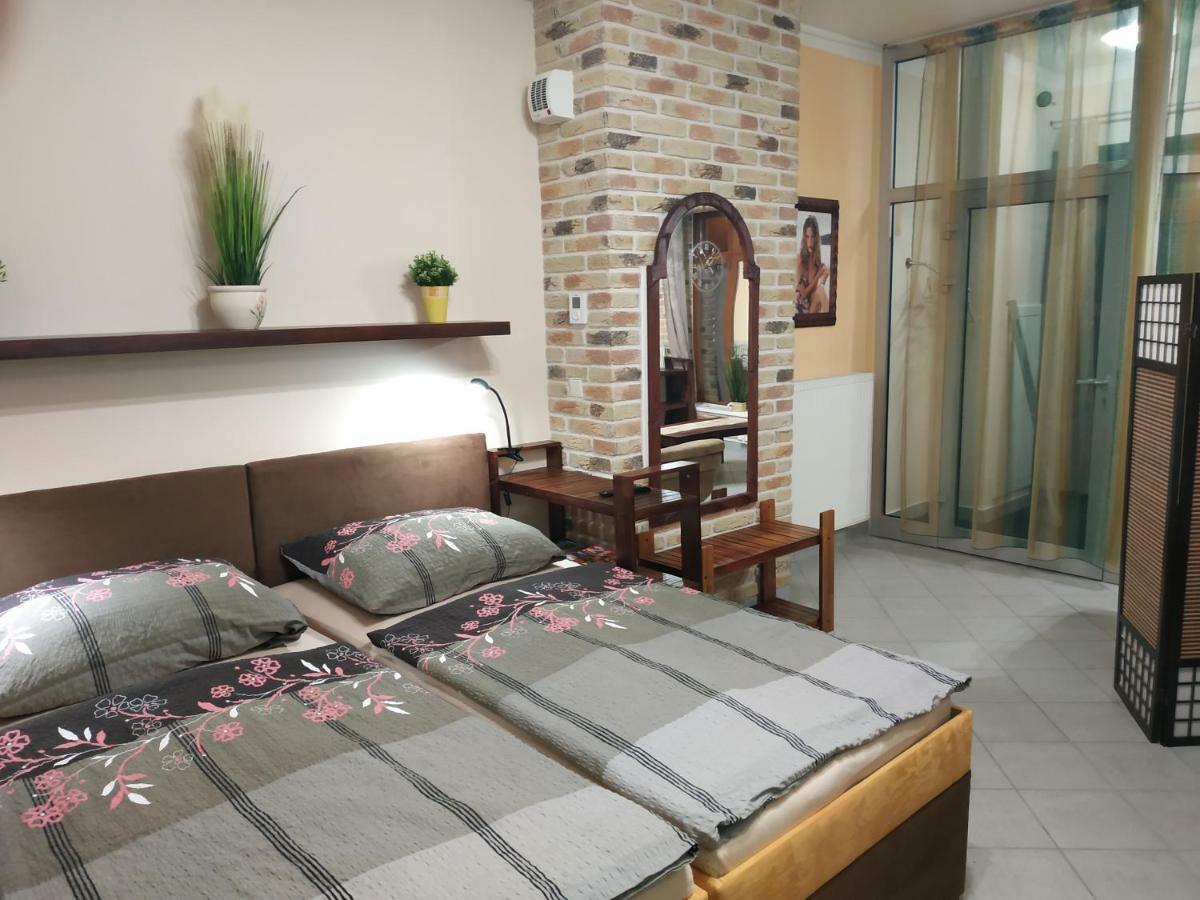 Apartman Holandska 120 Beroun Beroun  Extérieur photo