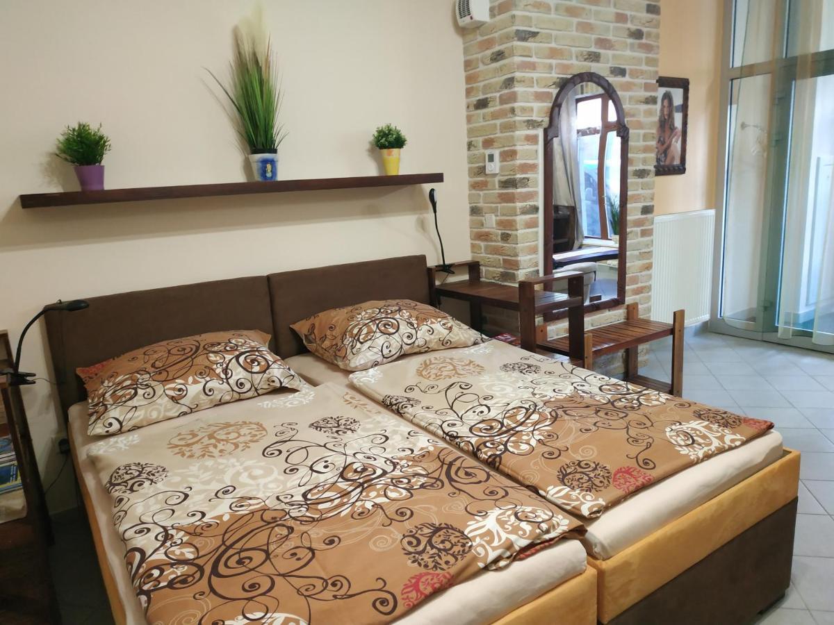 Apartman Holandska 120 Beroun Beroun  Extérieur photo